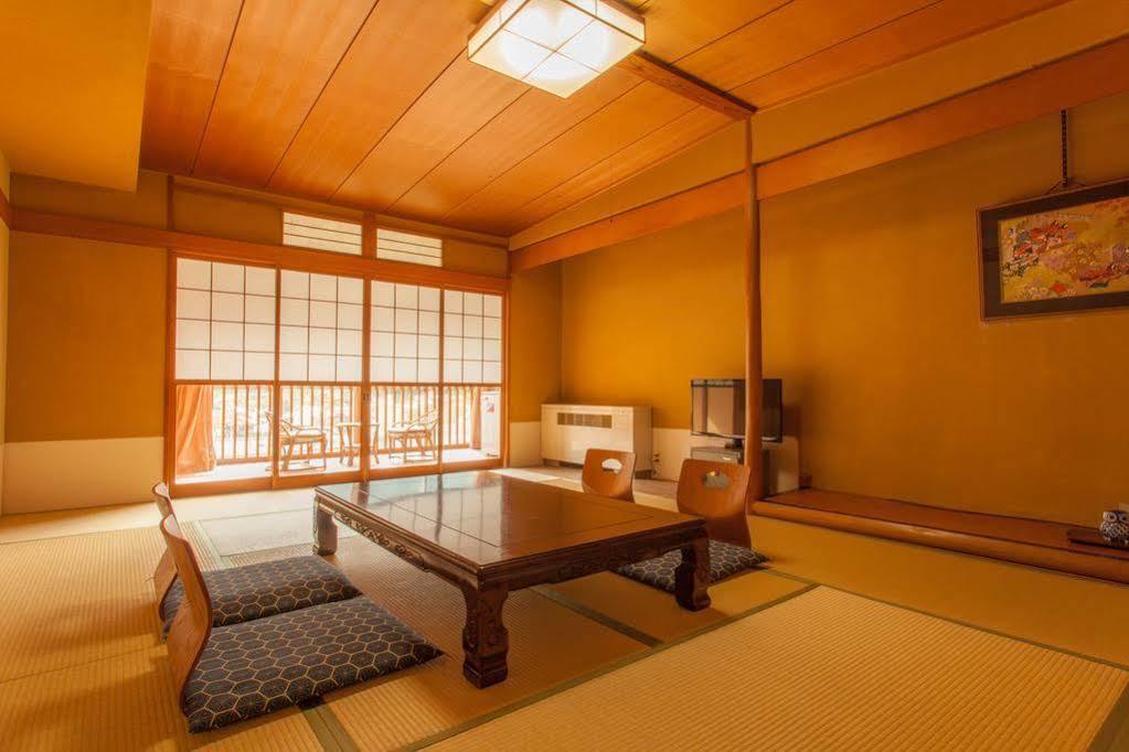 Okudaya Happoen Hotel Gero Ngoại thất bức ảnh